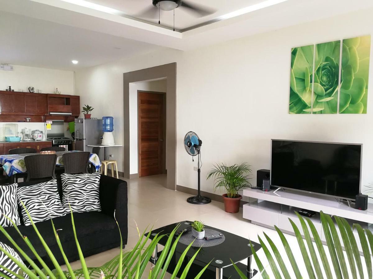 Oceanside 2 Bedroom House, 100Mbps Wifi 팡라오 외부 사진